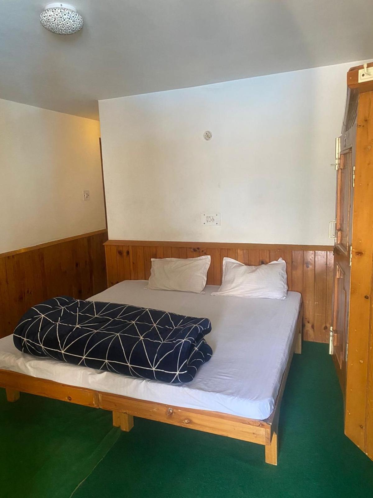 Rockway Hostel مايالي المظهر الخارجي الصورة